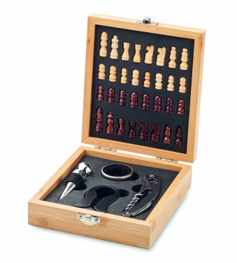 Logotrade Werbegeschenke das Foto: Weinset mit Schachspiel