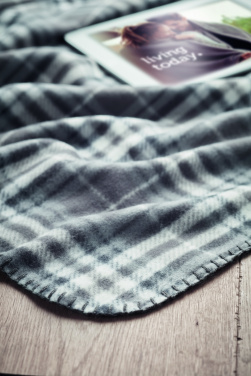 Logotrade werbemittel das Foto: RPET Fleece-Reisedecke Karo