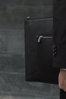 Logotrade Firmengeschenke das Foto: VINGA Bermond 16" RCS Laptop-Sleeve