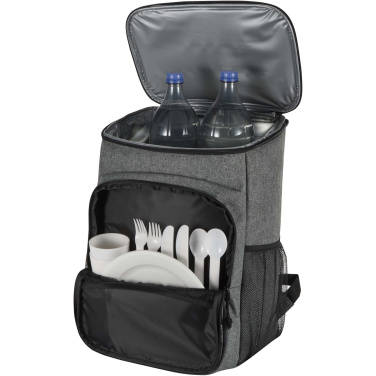 Logotrade Werbegeschenke das Foto: Tundra GRS recycelter Picknickkühlrucksack mit Besteckset 20L