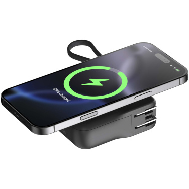 Logotrade Werbegeschenke das Foto: Xtorm TravelPro 30 W, 10.000 mAh, 3 in 1 Reiseladegerät