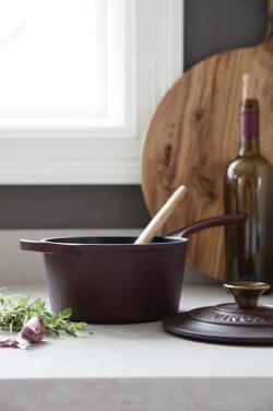 Logo trade corporate gifts image of: VINGA Monte enamelled cast iron pot 1,9L