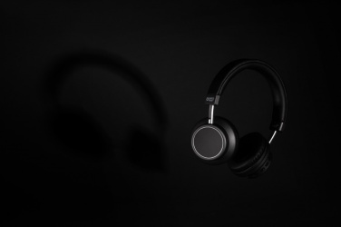 Logo trade promotional products image of: Swiss Peak wireless headphone V3