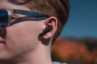 Logo trade promotional merchandise picture of: Skywave RCS recycled plastic solar earbuds