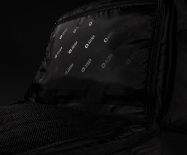 Logotrade advertising product picture of: Swiss Peak RFID duffle with suitcase opening