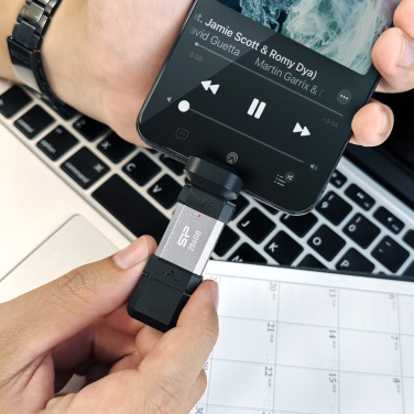 Logotrade promotional giveaways photo of: Pendrive Silicon Power Mobile - C51 3.2, 64GB