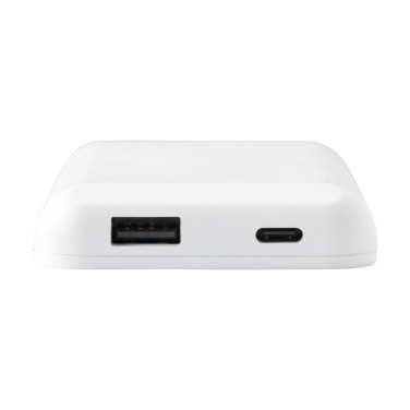 Logo trade corporate gifts picture of: Force Magnetic RCS Recycled Wireless Powerbank 5000