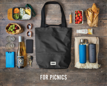 Logotrade promotional gifts photo of: Black+Blum 16L Insulated Tote/ Cooler Bag