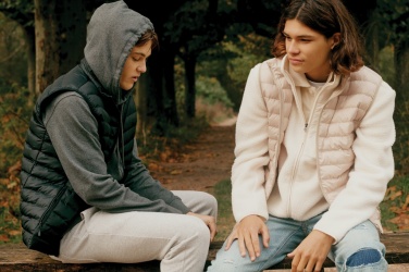 Logo trade reklaamtooted foto: Iqoniq Meru meeste taaskasutatud polüestrist vest