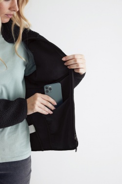 Logo trade ärikingitused foto: Iqoniq Diran taaskasutatud polüestrist fliisjope