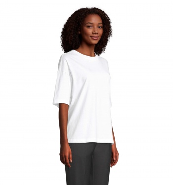 Logotrade ärikingituse foto: BOXY WOMEN OVERSIZE T-SÄRK