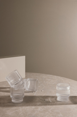 Logo trade ärikingitused foto: VINGA York klaasid, 4 tk komplekt