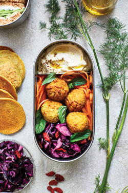 Logotrade firmakingid pilt: Black+Blum roostevabast terasest toidukarp