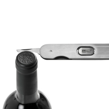 Logotrade firmakingi foto: AdHoc PushPull korgitser