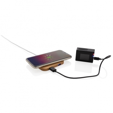 Logotrade mainostuote tuotekuva: 10W bambuinen langaton laturi USB:llä