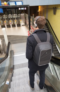 Logo trade mainoslahjat ja liikelahjat kuva: Swiss Peak AWARE™ 15.6" varkaudenesto tietokonereppu