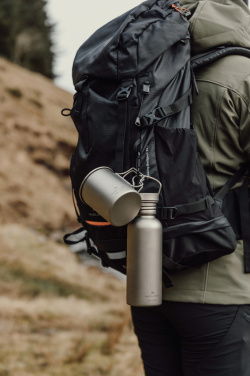 Логотрейд pекламные продукты картинка: титановая бутылка для воды Nordic Drift Trail объемом 600 мл