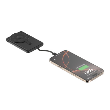 Logotrade reklamprodukter bild: Urban Vitamin Redwood 5in1 5000mah 20WPD magnetisk powerbank