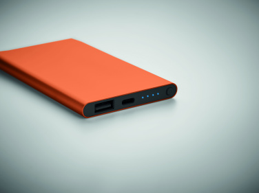 Logotrade kampanjprodukter bild: Powerbank 4000mAh typ C